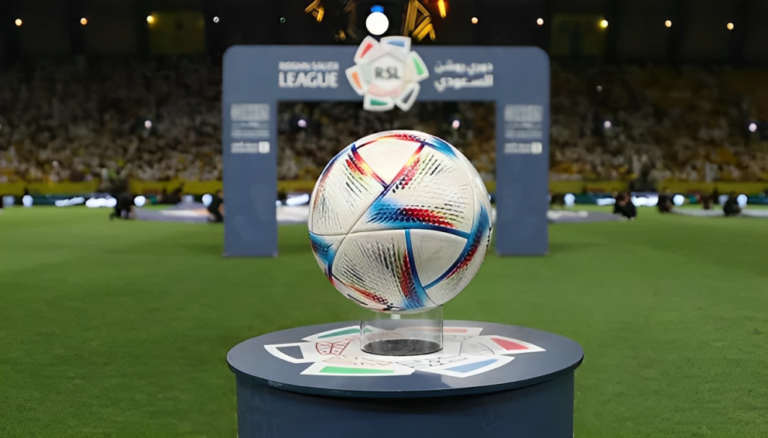 جدول ترتيب الدوري السعودي قبل صدام الاتحاد والاهلي الليلة